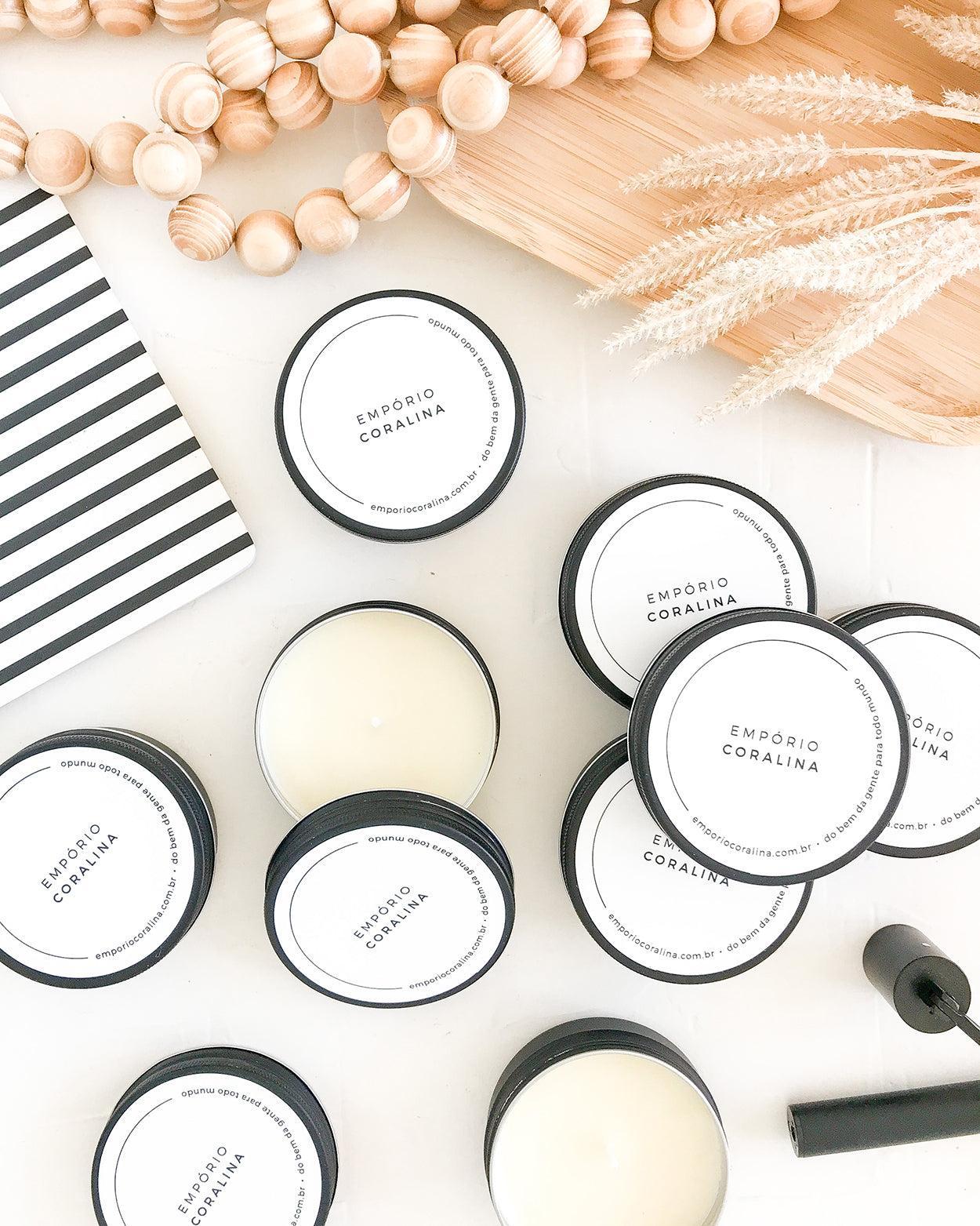 Vela Aromática Vegana • Travel Tin • Preta