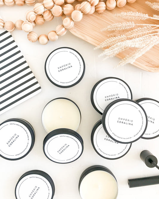Vela Aromática Vegana • Travel Tin • Preta
