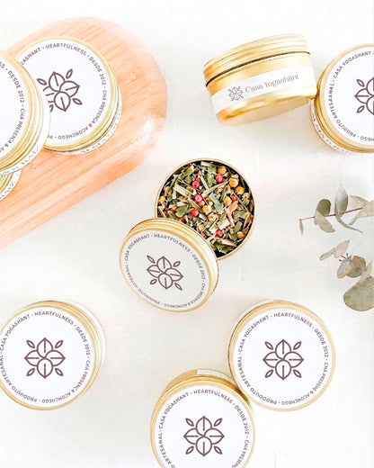 Brindes Personalizados • Chá Presença & Aconchego • Lata Travel Tin → 10 Unidades
